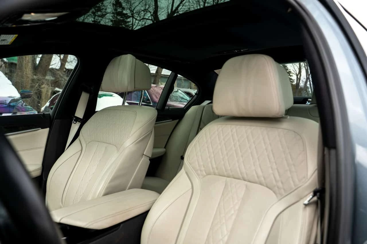 BMW 540 * xDrive * HEAD-UP * MASSAGE * KEYLESS * SUNROOF *, снимка 13 - Автомобили и джипове - 54333295