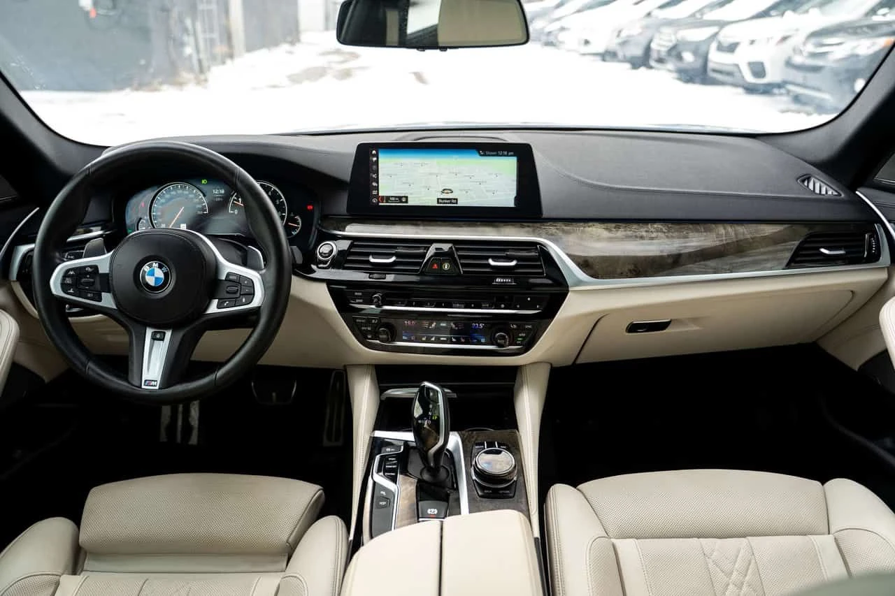 BMW 540 * xDrive * HEAD-UP * MASSAGE * KEYLESS * SUNROOF *, снимка 12 - Автомобили и джипове - 54333295