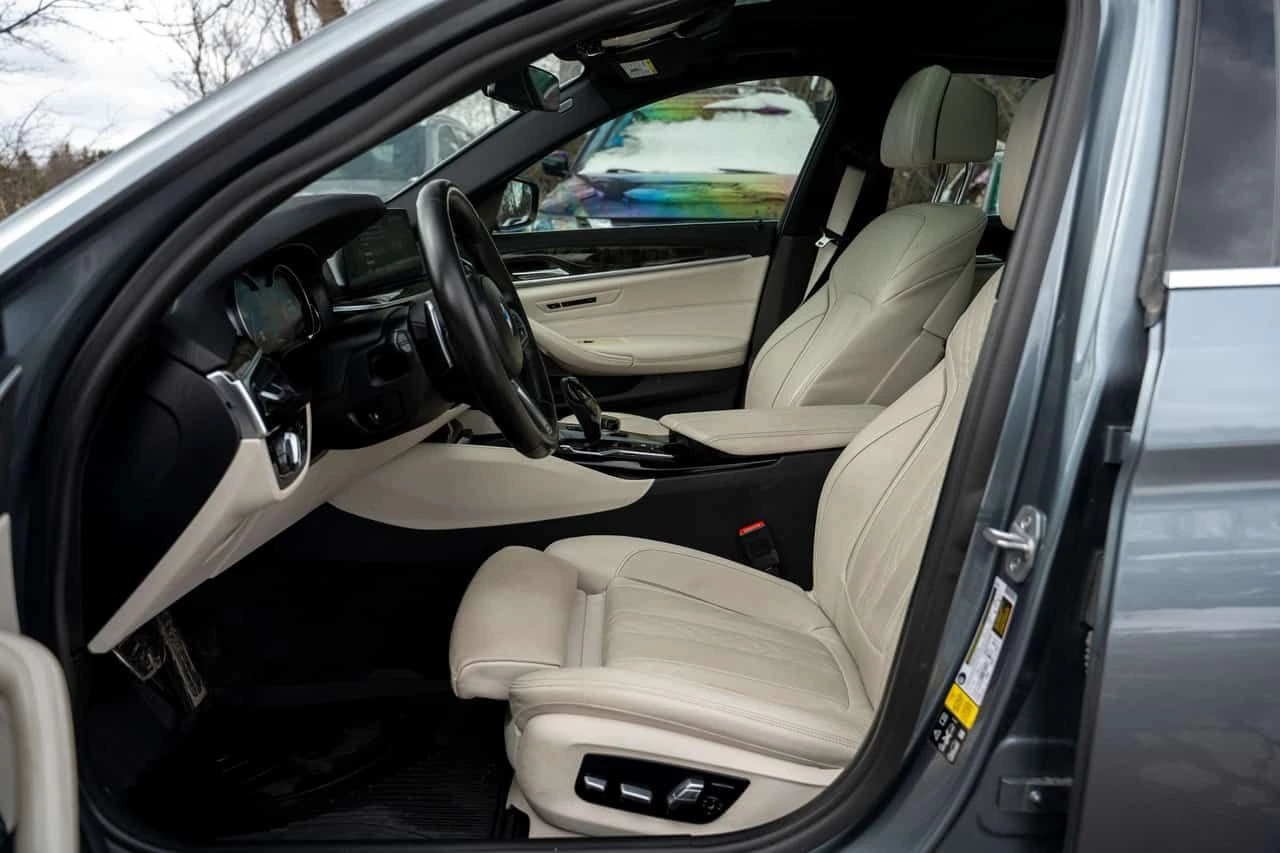 BMW 540 * xDrive * HEAD-UP * MASSAGE * KEYLESS * SUNROOF *, снимка 8 - Автомобили и джипове - 54333295