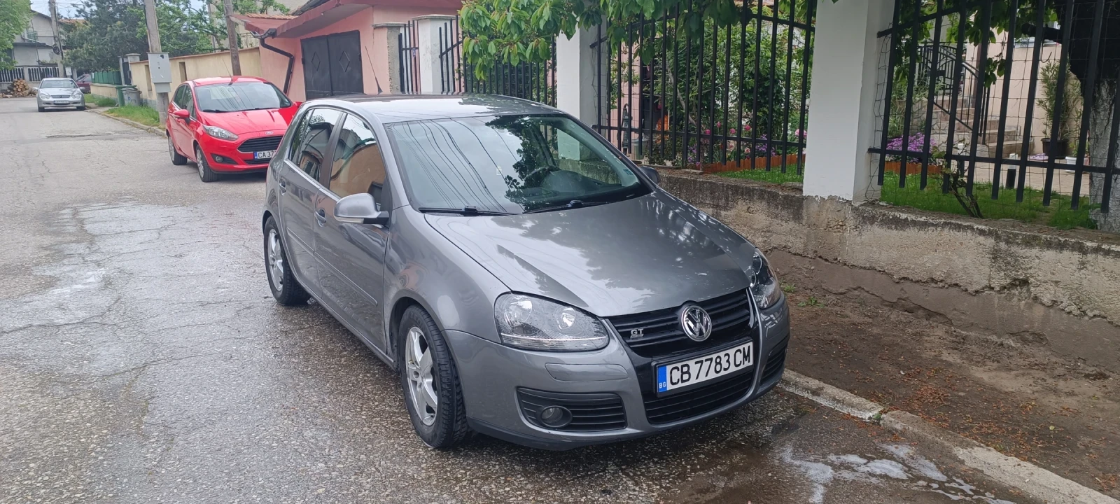 VW Golf GT 1.9 TDI, снимка 2 - Автомобили и джипове - 54484712