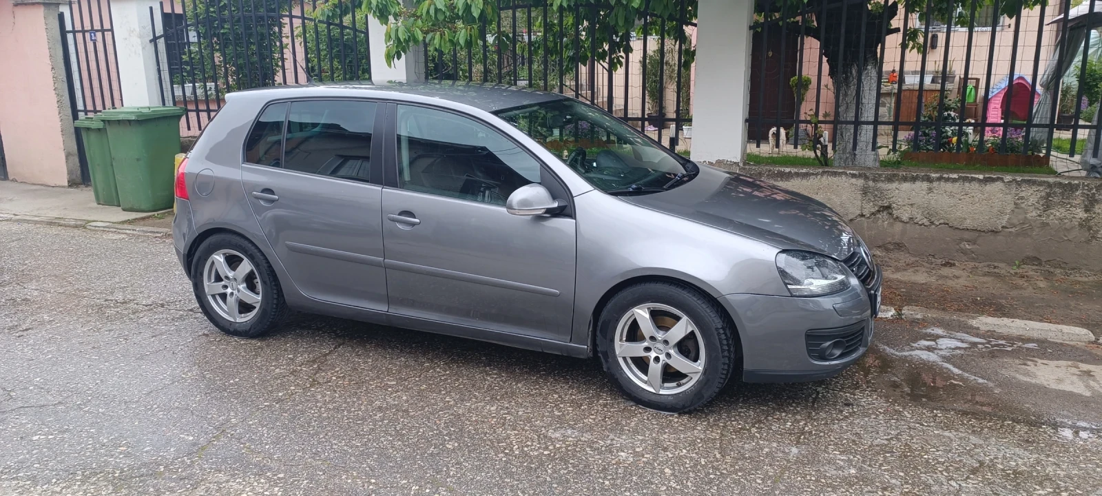 VW Golf GT 1.9 TDI, снимка 3 - Автомобили и джипове - 54484712