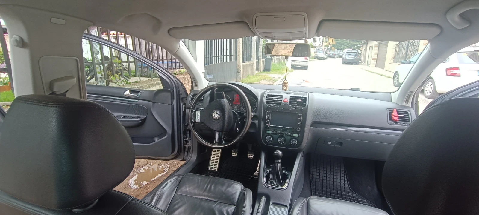 VW Golf GT 1.9 TDI, снимка 10 - Автомобили и джипове - 54484712