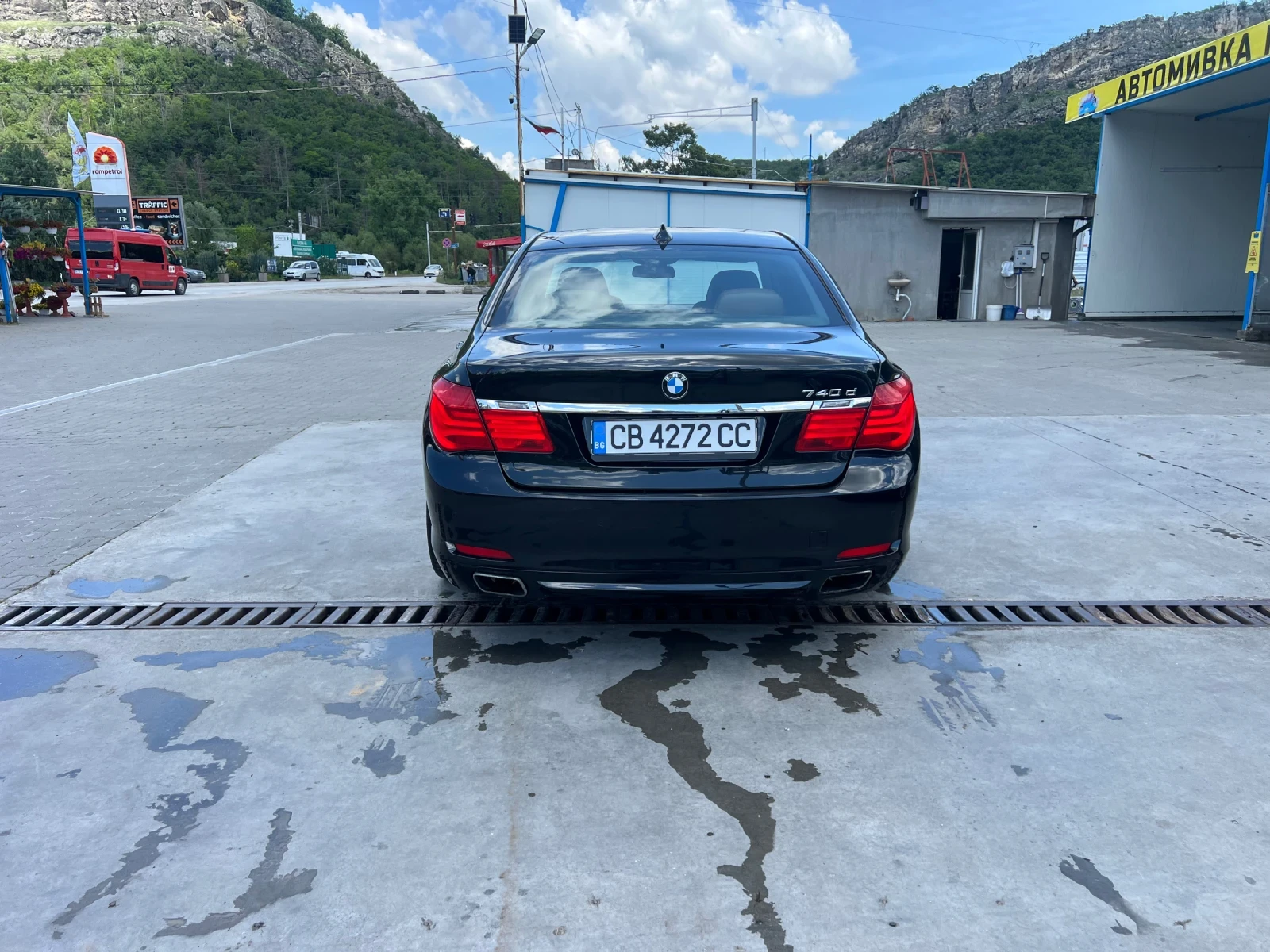 BMW 740, снимка 5 - Автомобили и джипове - 54692528