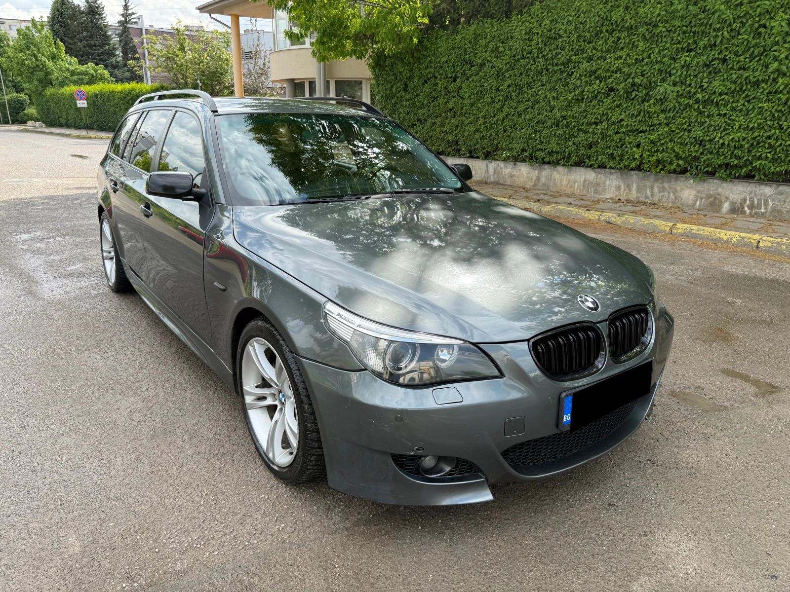 BMW 535 d Touring М-paket, снимка 3 - Автомобили и джипове - 54747420
