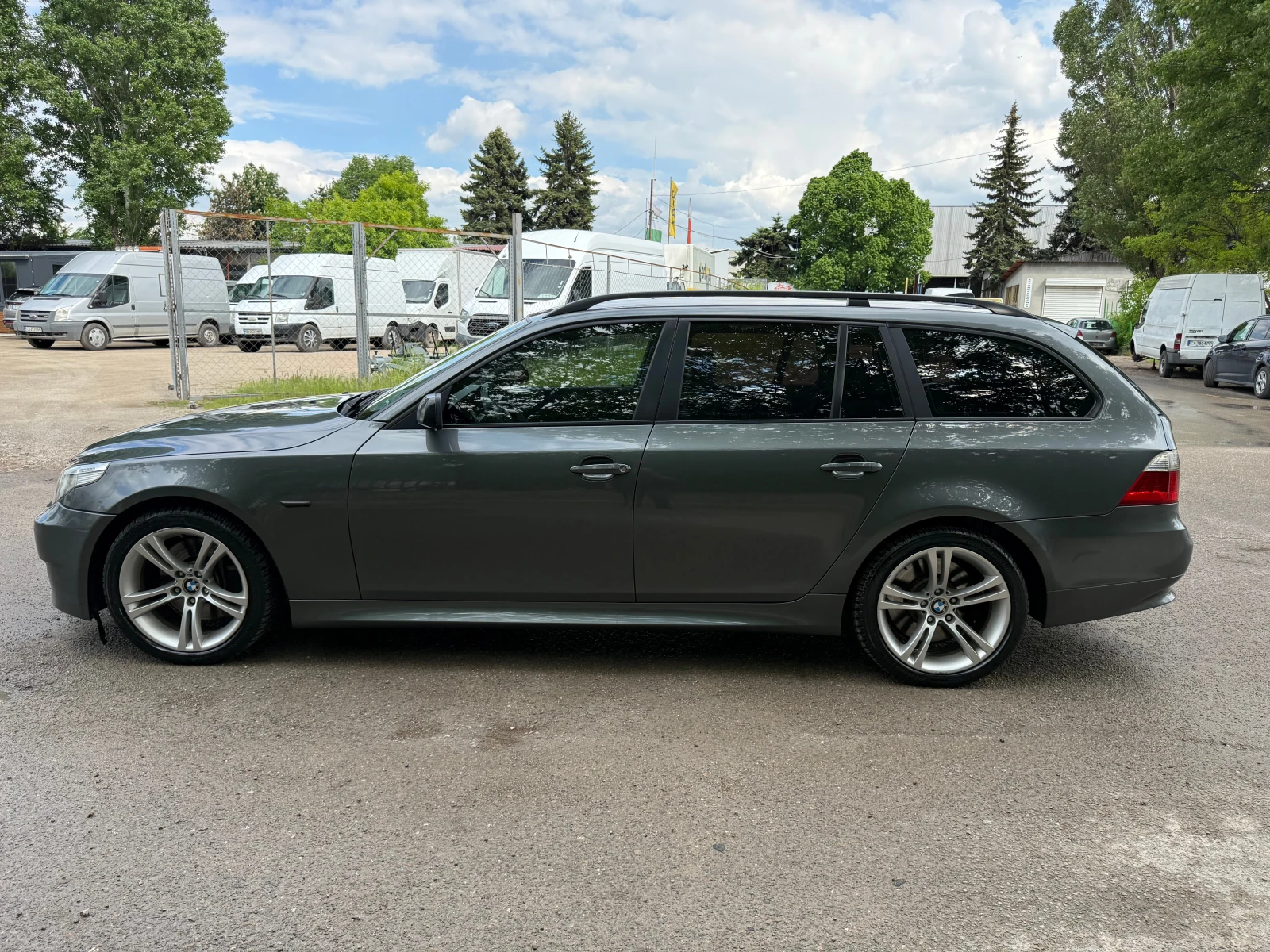 BMW 535 d Touring М-paket, снимка 4 - Автомобили и джипове - 54747420