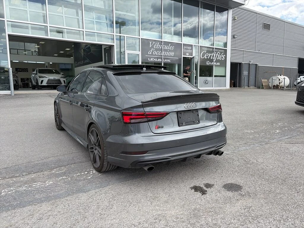 Audi S3 TECHNIK* B&O* ПОДГРЕВ* КАМЕРА* ШИБИДАХ* КЕЙЛЕС, снимка 4 - Автомобили и джипове - 54865123