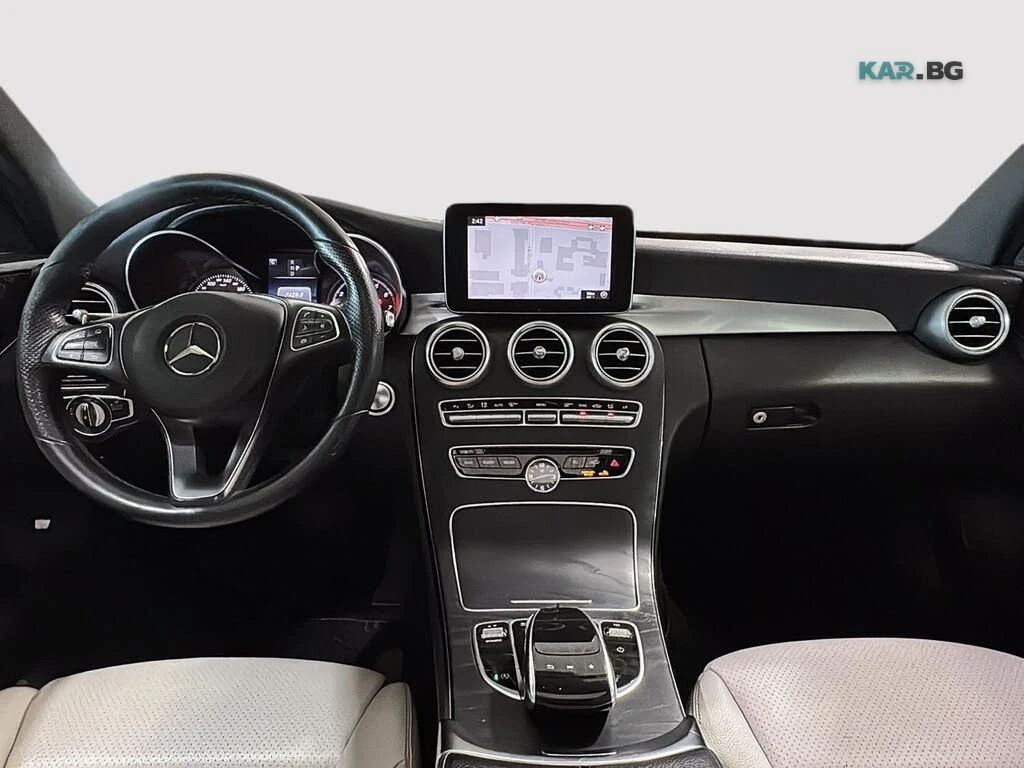 Mercedes-Benz C 300 4MATIC AMG Line (КРАЙНА цена до БЪЛГАРИЯ), снимка 13 - Автомобили и джипове - 54930616