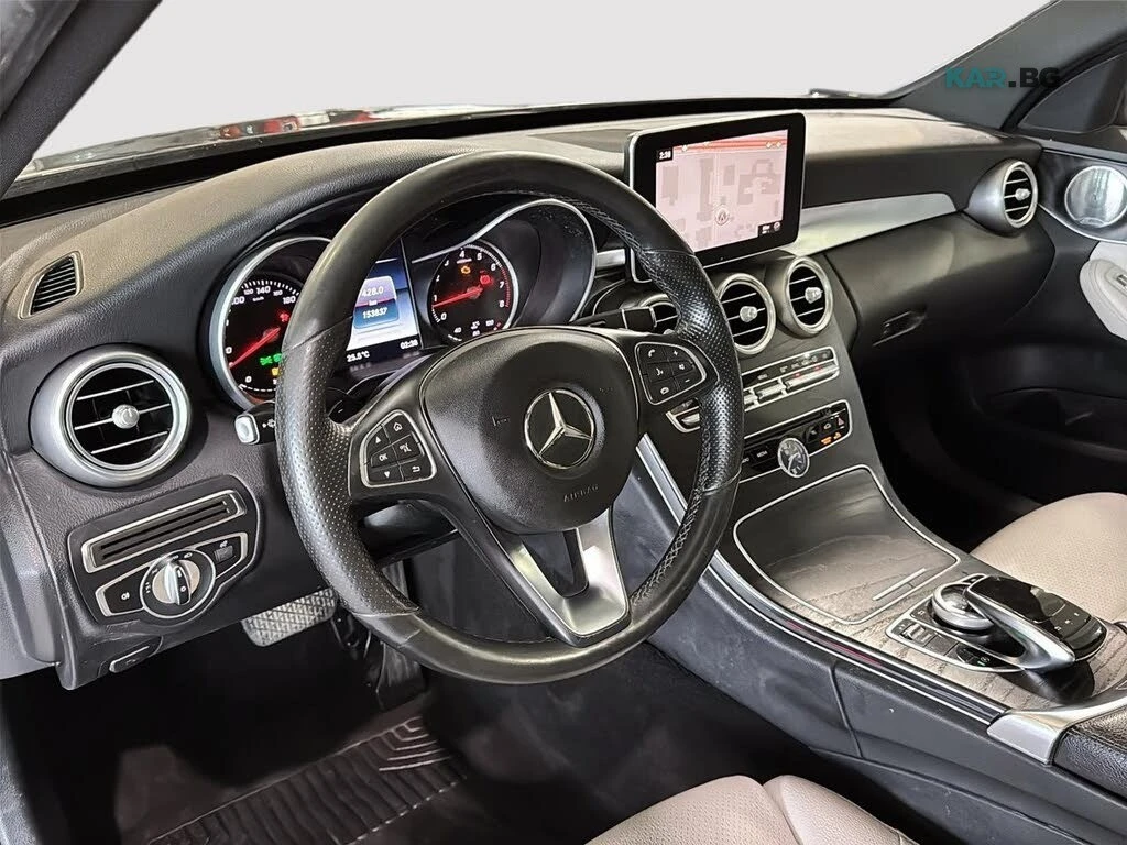 Mercedes-Benz C 300 4MATIC AMG Line (КРАЙНА цена до БЪЛГАРИЯ), снимка 12 - Автомобили и джипове - 54930616