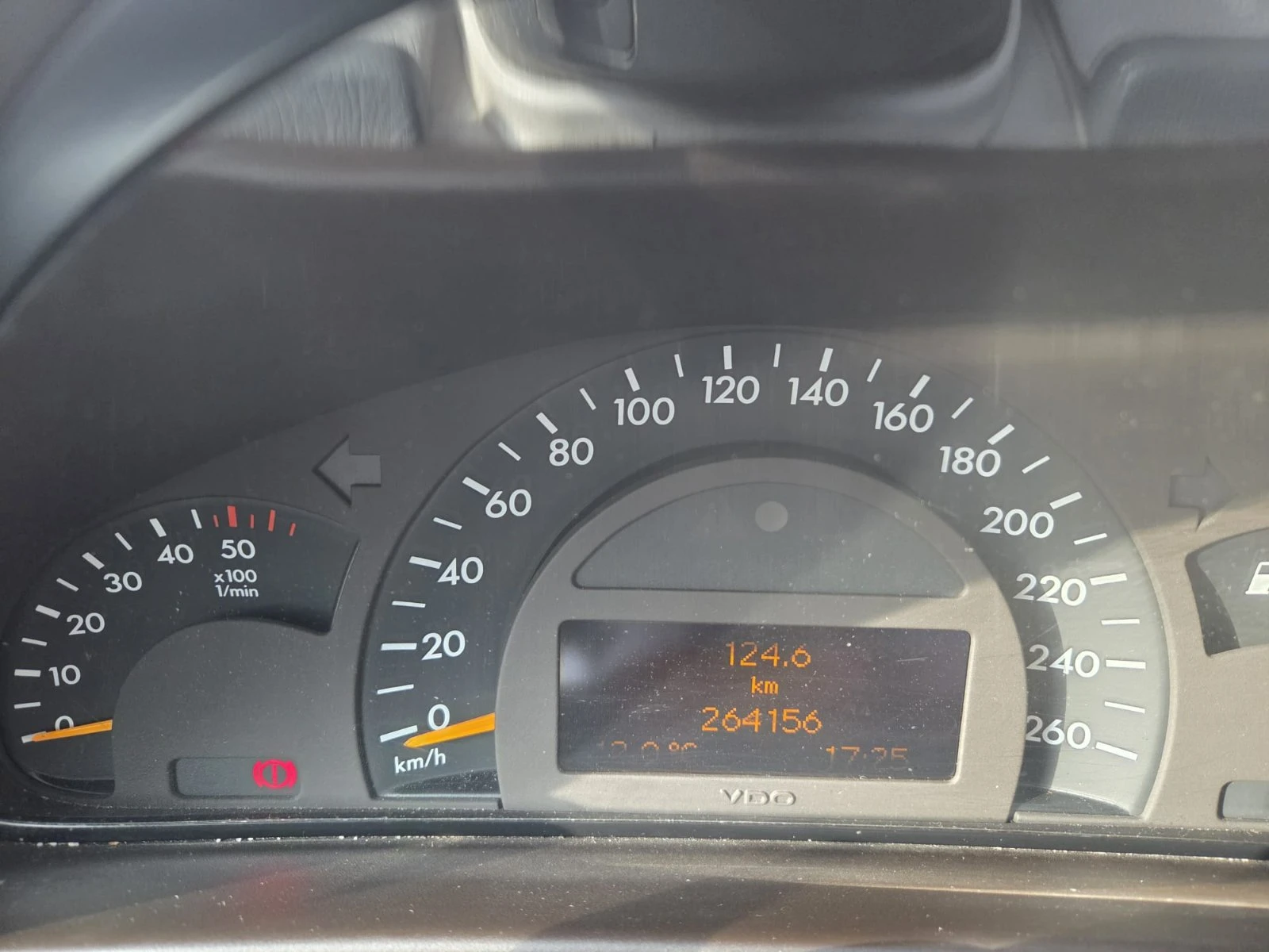 Mercedes-Benz C 220, снимка 5 - Автомобили и джипове - 55036743