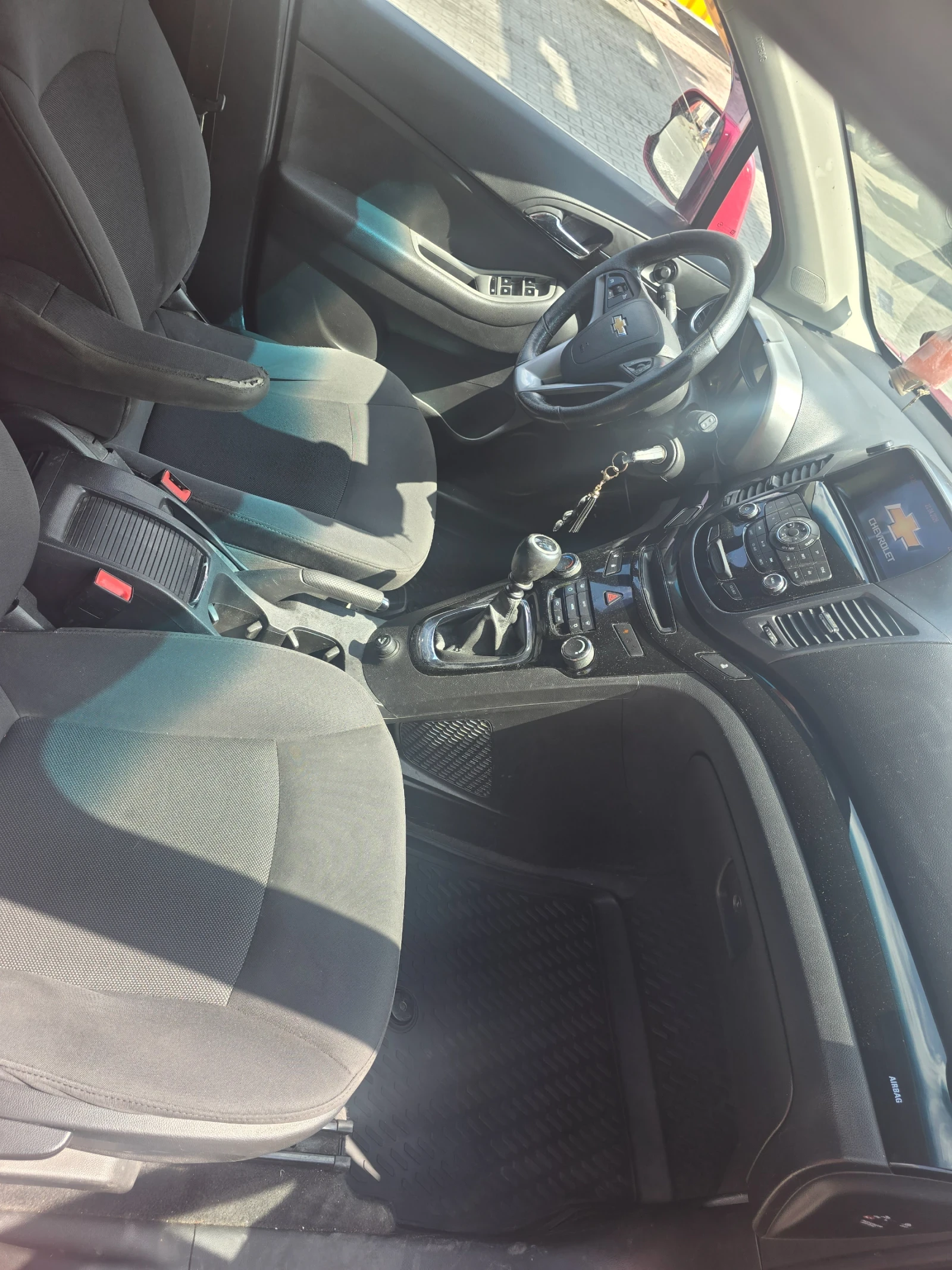 Chevrolet Orlando, снимка 8 - Автомобили и джипове - 55250363