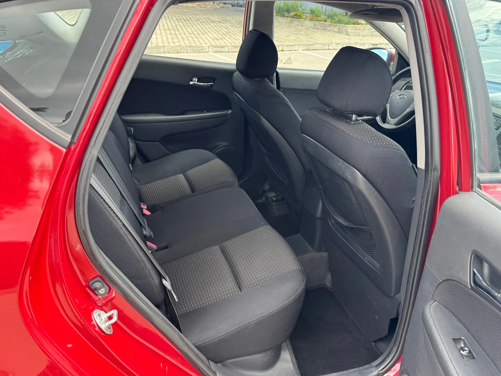Hyundai I30, снимка 11 - Автомобили и джипове - 55838770