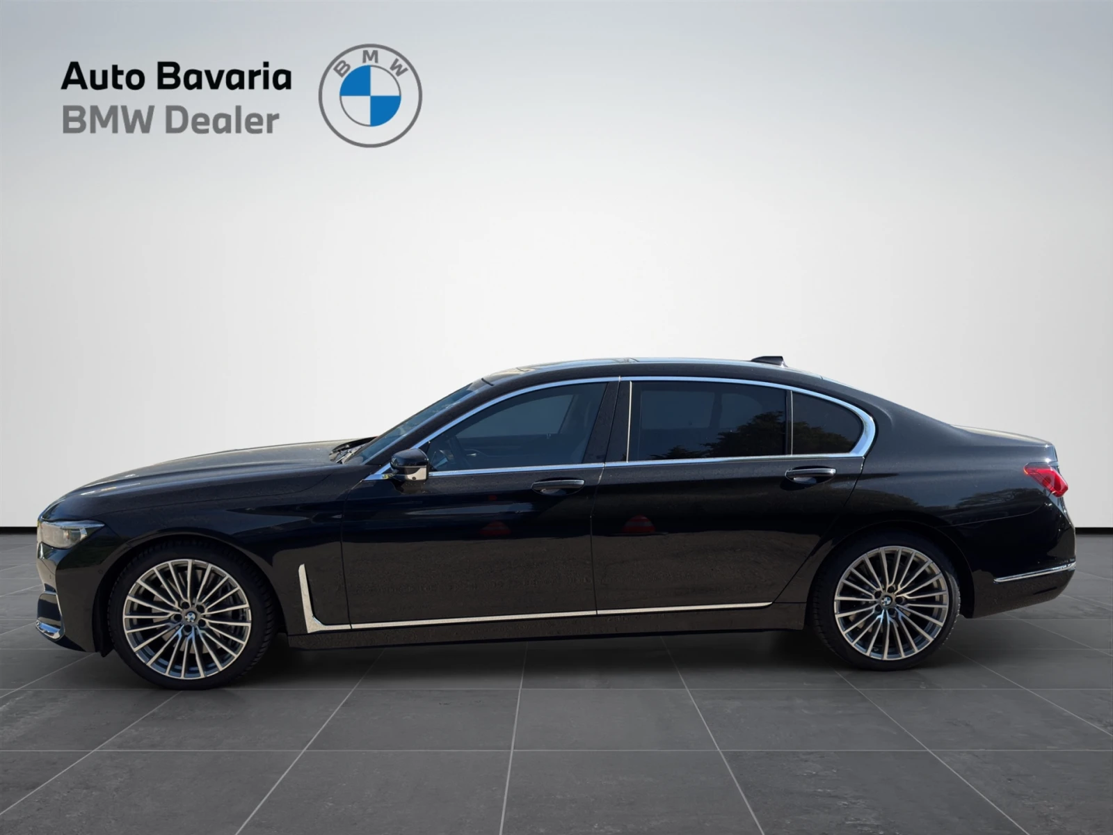 BMW 750 xDrive, снимка 3 - Автомобили и джипове - 56084069