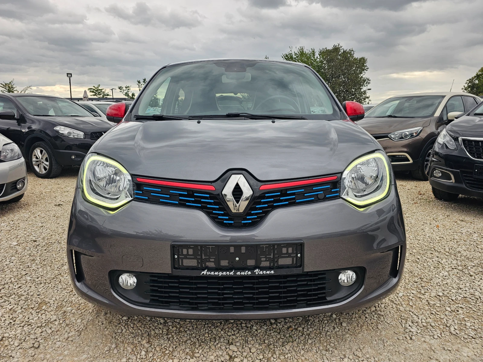 Renault Twingo 22kWh, 82к.с., снимка 2 - Автомобили и джипове - 56571509