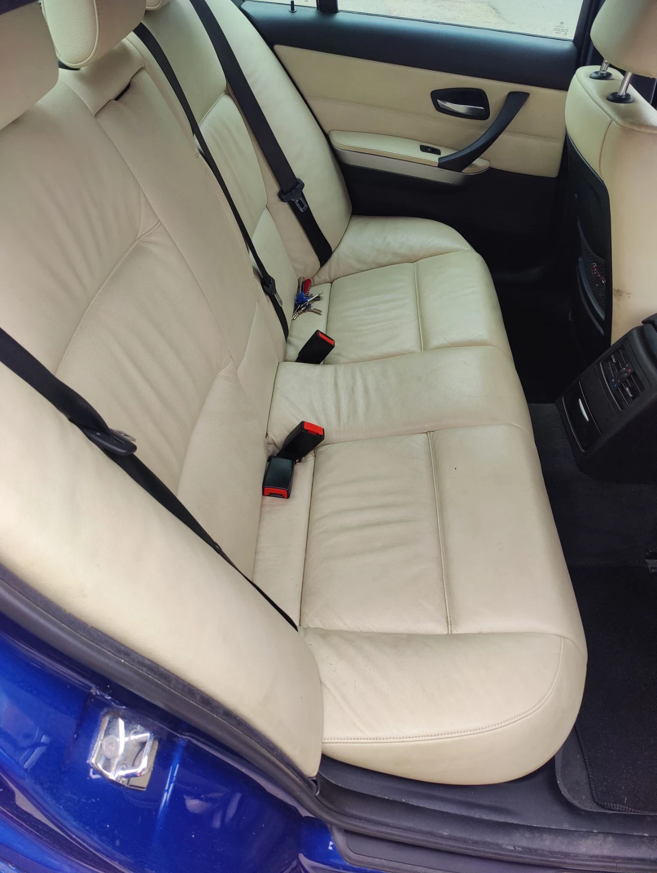 BMW 330, снимка 15 - Автомобили и джипове - 56699494