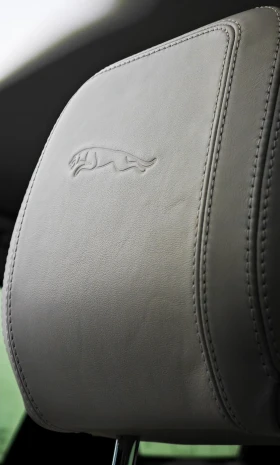 Jaguar F-PACE 2.0D 4x4 manual ново турбо и ангренаж, снимка 15