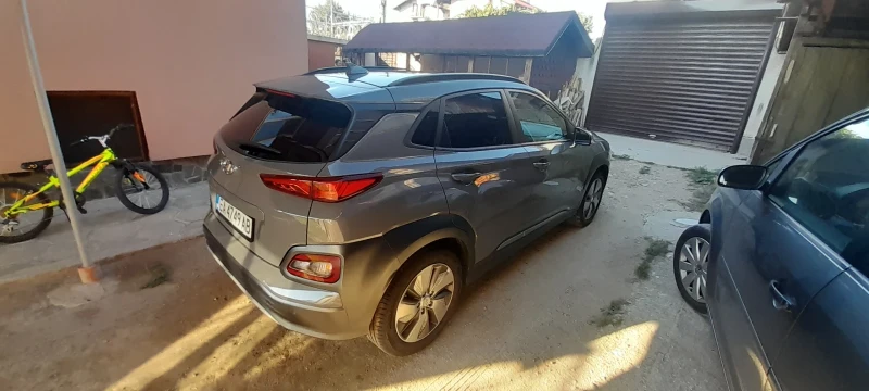 Hyundai Kona, снимка 8 - Автомобили и джипове - 51817744