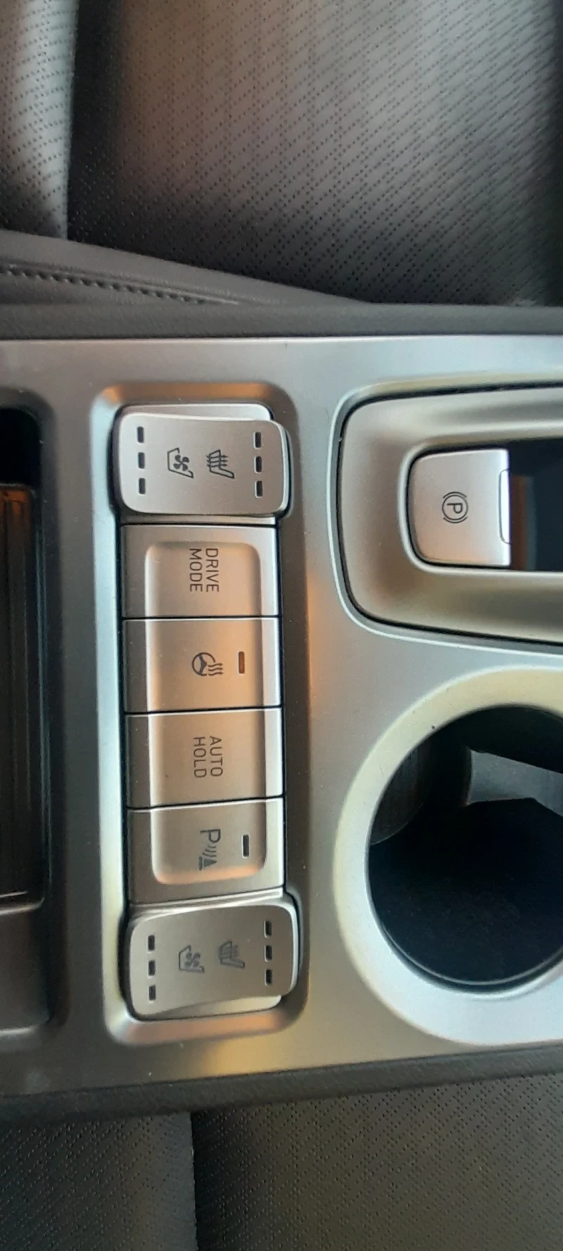 Hyundai Kona, снимка 14 - Автомобили и джипове - 51817744