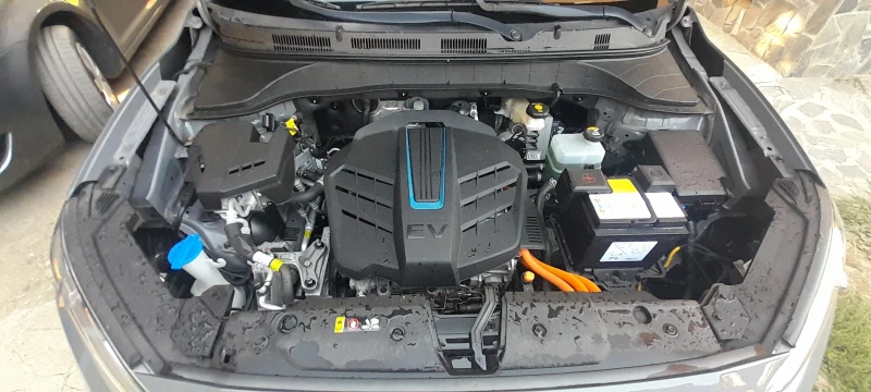 Hyundai Kona, снимка 16 - Автомобили и джипове - 51817744