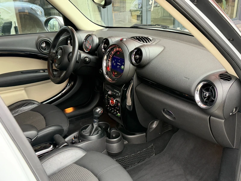 Mini Countryman S-2.0D, 4х4, Автоматик, Нов внос, , , , снимка 17 - Автомобили и джипове - 53223944