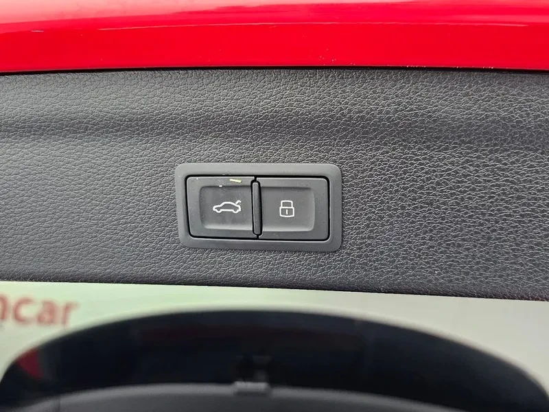 Audi Q3 35 TDI PREMIUM, снимка 15 - Автомобили и джипове - 54751761