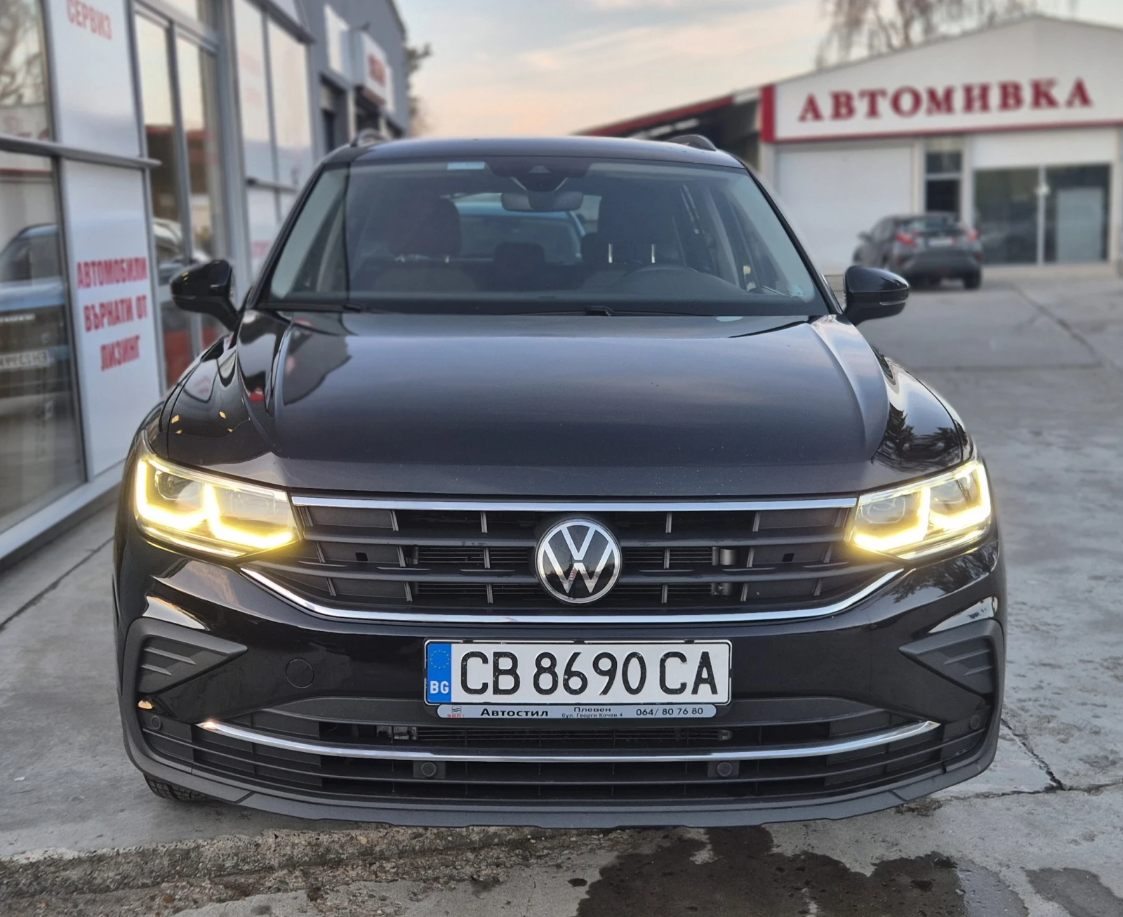 VW Tiguan ГАРАНЦИОНЕН FACE MATRIX 2.0 TDI 7DSG 4MOTION - изображение 2