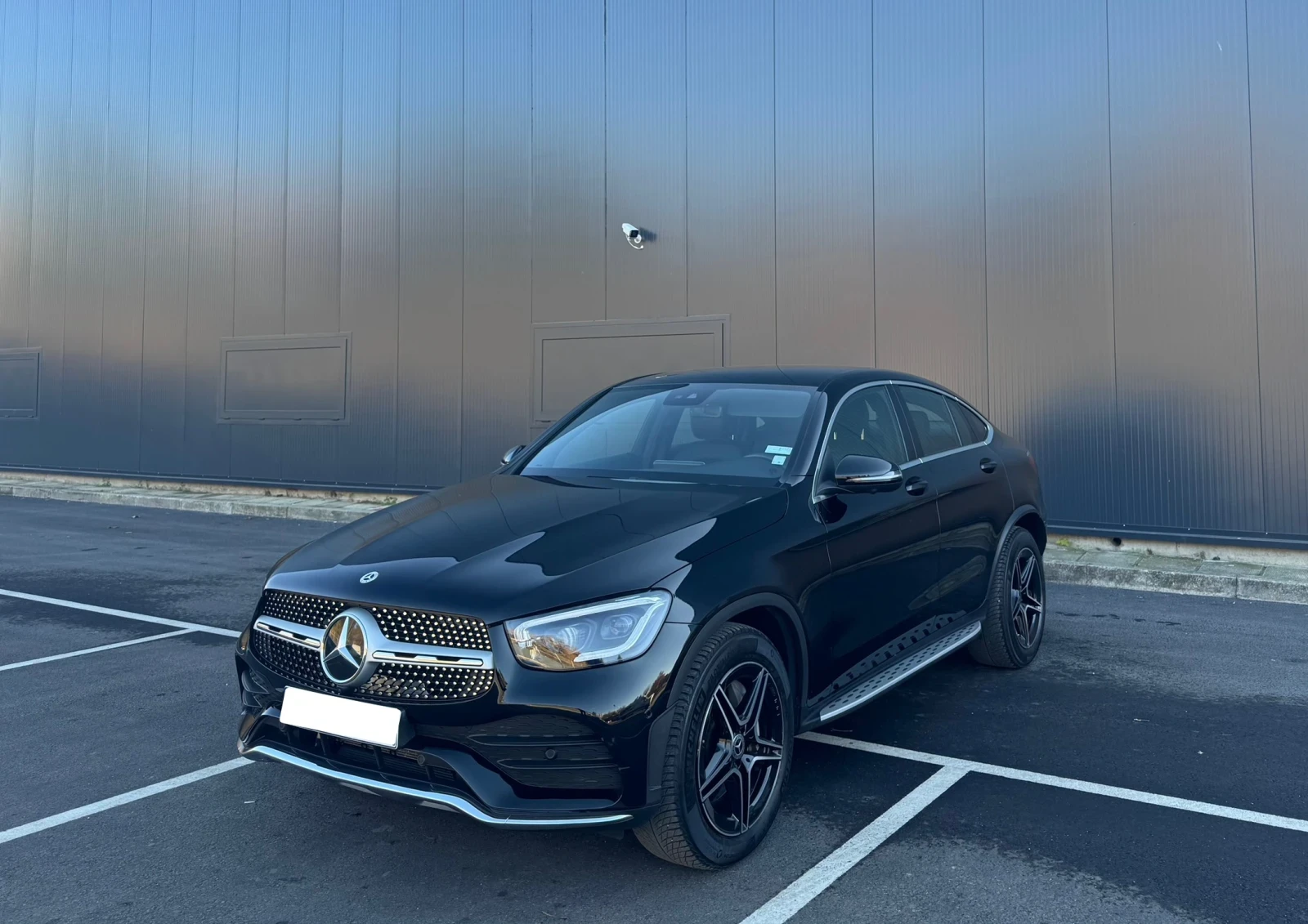 Mercedes-Benz GLC 300 Coupe AMG 4MATIC - изображение 3