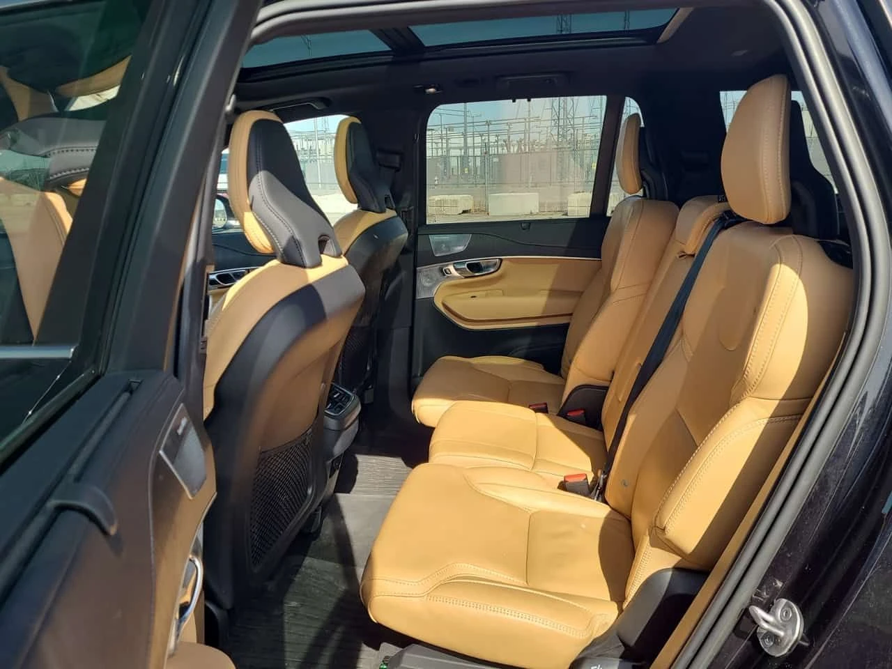 Volvo Xc90 * ПАНОРАМА* ПОДГРЕВ* КАМЕРА* , снимка 12 - Автомобили и джипове - 54084649