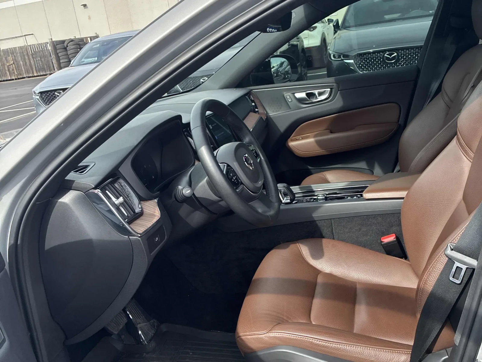Volvo XC60 Plus Dark Theme * * CARFAX * * ���� ������ * *  | Mobile.bg � ����������� 9