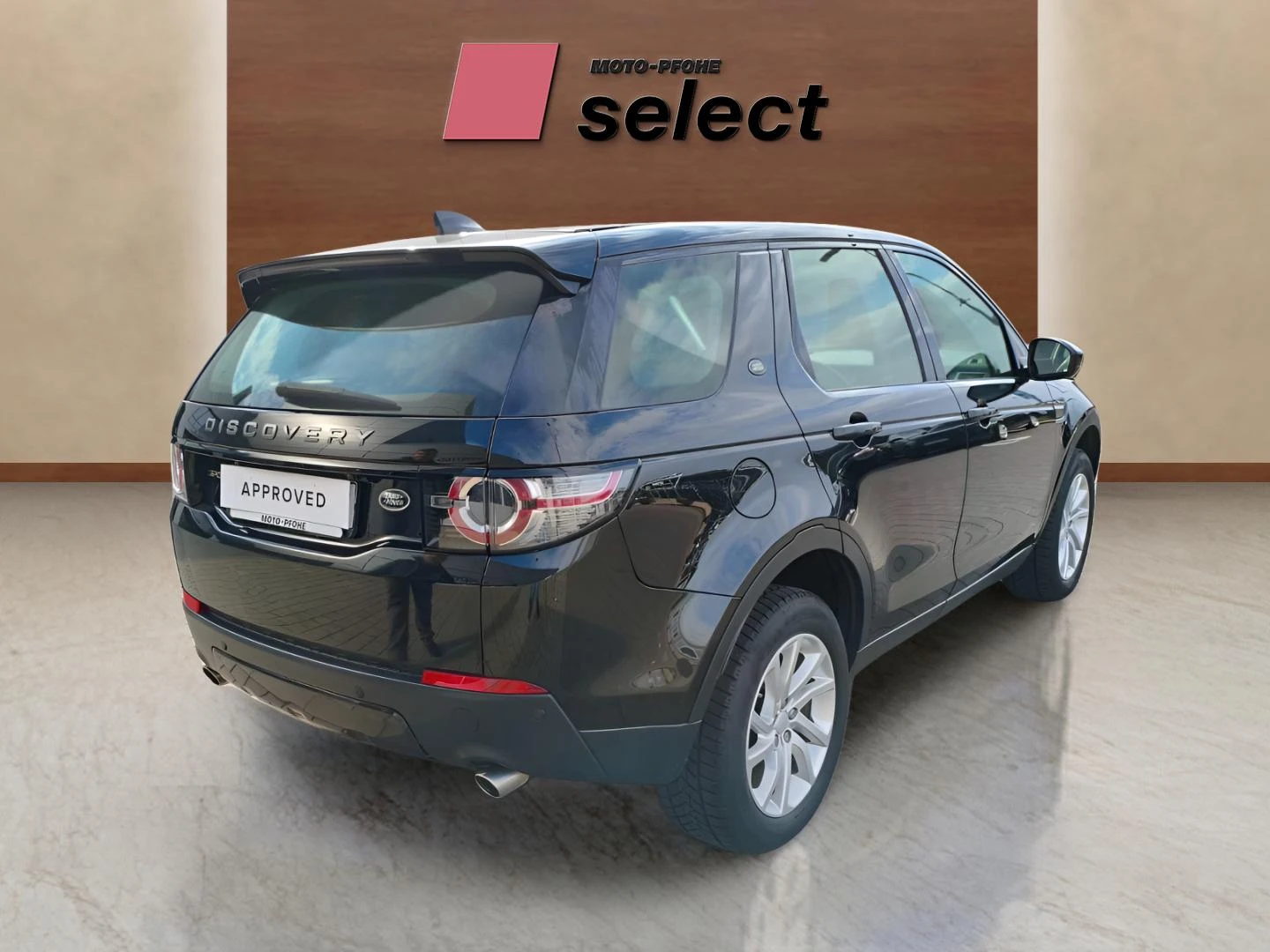 Land Rover Discovery Sport 2.0, снимка 17 - Автомобили и джипове - 54540828
