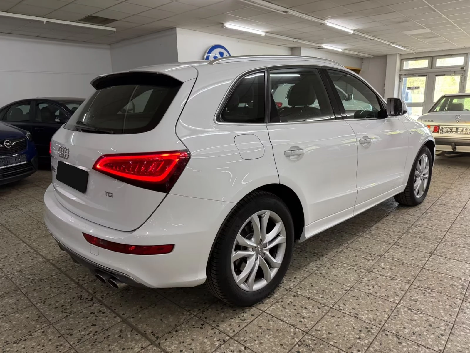 Audi SQ5 Competition3.0TDI/326кс/Quattro| 1Собственик| , снимка 6 - Автомобили и джипове - 55101097