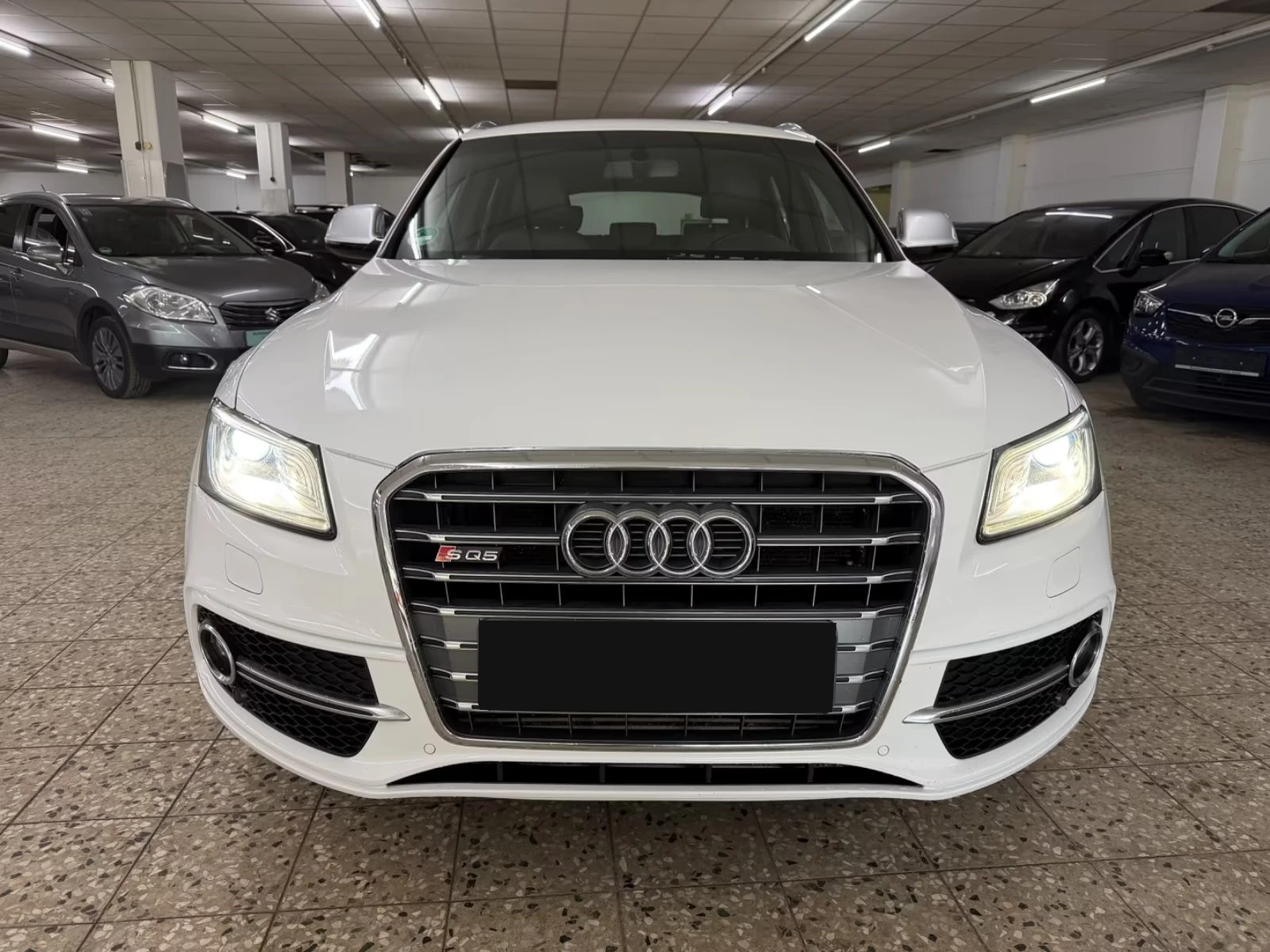 Audi SQ5 Competition3.0TDI/326кс/Quattro| 1Собственик| , снимка 2 - Автомобили и джипове - 55101097