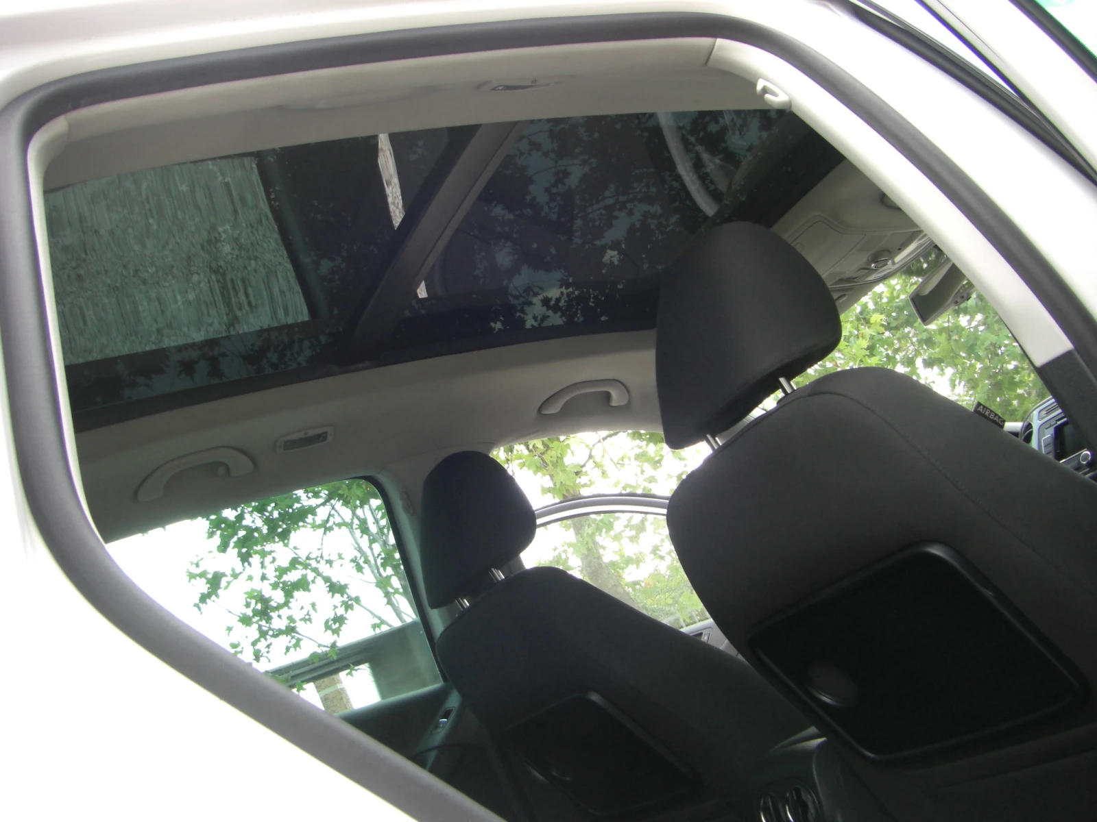 VW Tiguan 2.0TDI High line NAVI PANORAMA 6ck., снимка 14 - Автомобили и джипове - 55557157