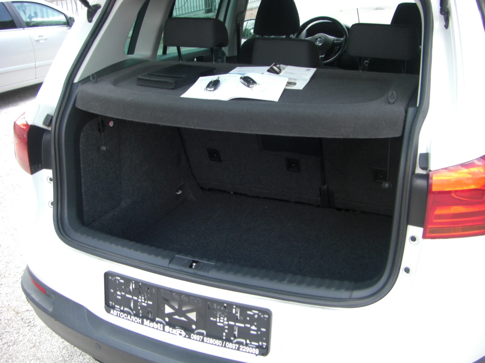 VW Tiguan 2.0TDI High line NAVI PANORAMA 6ck., снимка 16 - Автомобили и джипове - 55557157