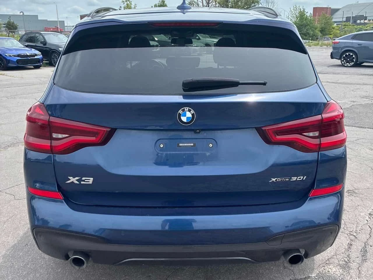 BMW X3 xDrive30i Дистроник , Хедъп , 360CAM   CARFAX, снимка 4 - Автомобили и джипове - 55616656