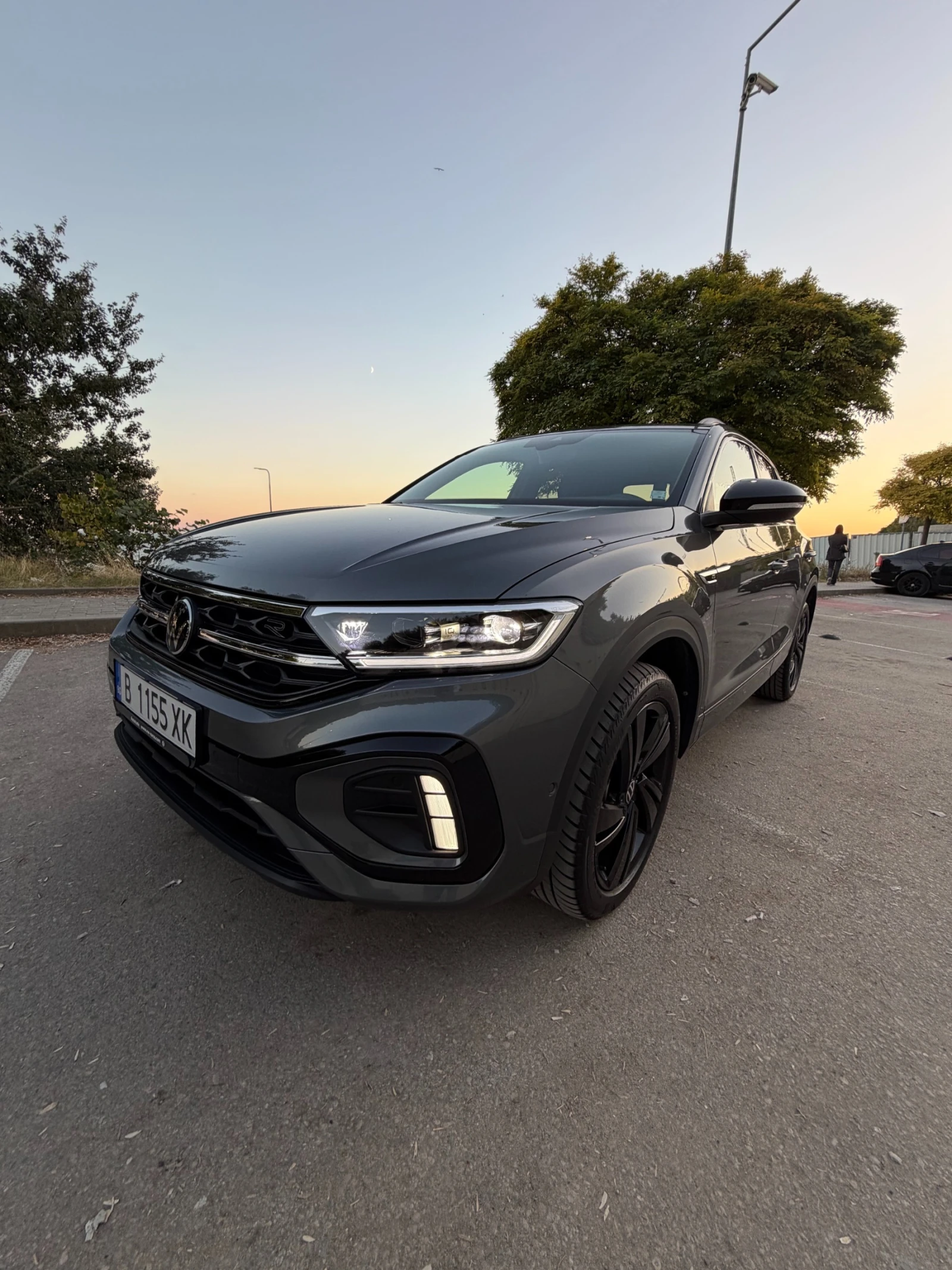 VW T-Roc с фабрична гаранция, снимка 3 - Автомобили и джипове - 56127895