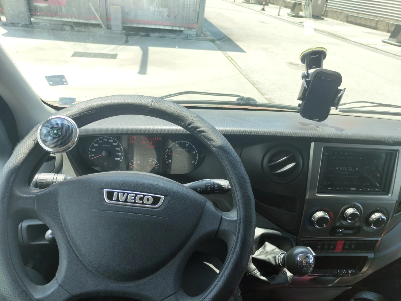 Iveco 35c17 3.0 D/Пътна Помощ/Специален, снимка 13 - Бусове и автобуси - 55022863