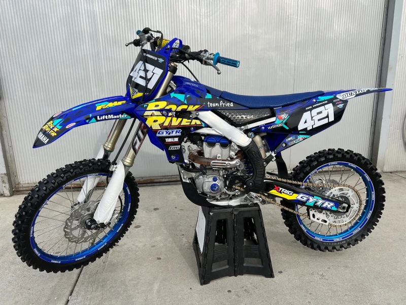 Yamaha Yzf 250* Стартер* Връзка с телефон* Лизинг* Нов внос* , снимка 2 - Мотоциклети и мототехника - 49297337