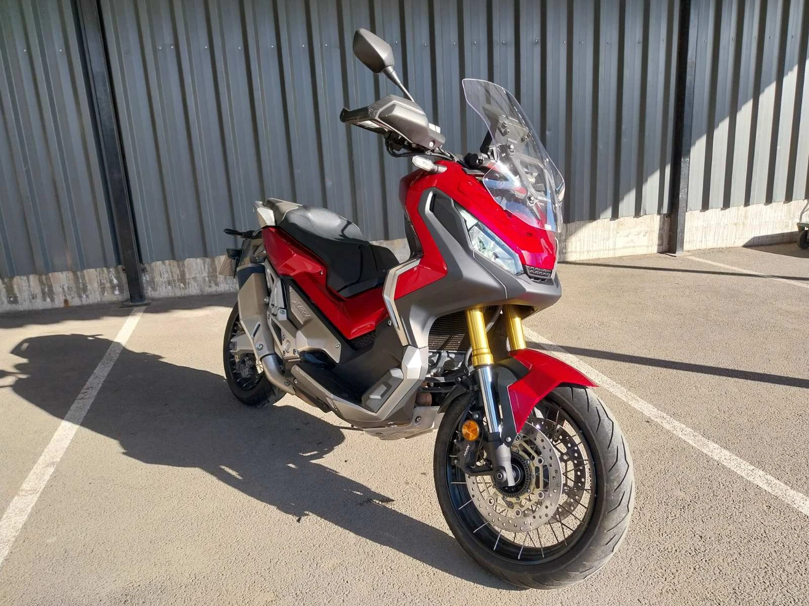 Honda X-ADV 750* първи собственик, снимка 2 - Мотоциклети и мототехника - 54330610