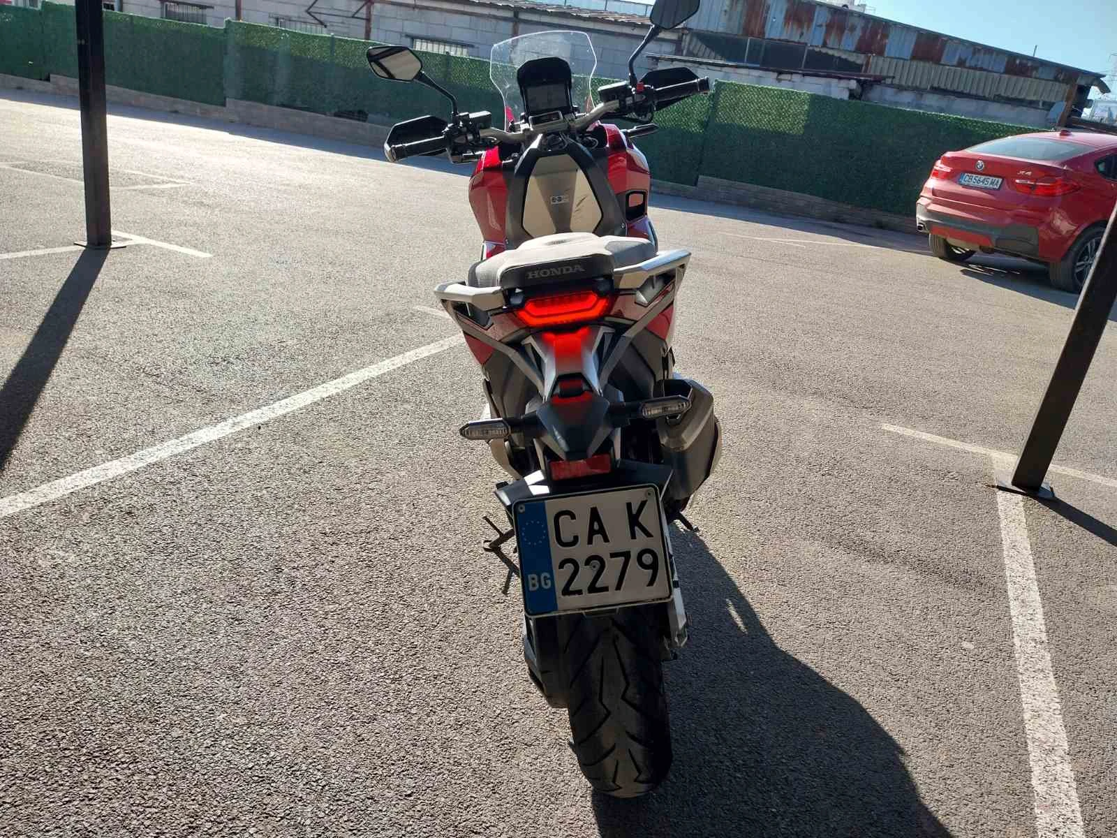 Honda X-ADV 750* първи собственик, снимка 6 - Мотоциклети и мототехника - 54330610