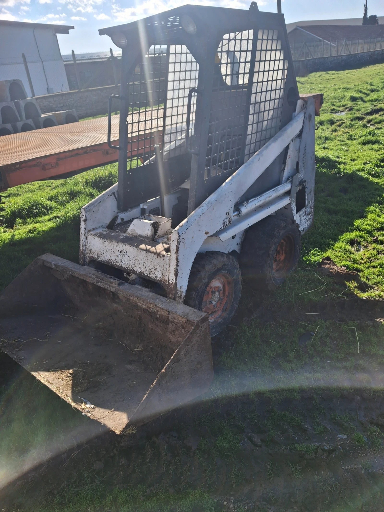 Мини челни товарачи Kubota  - изображение 2