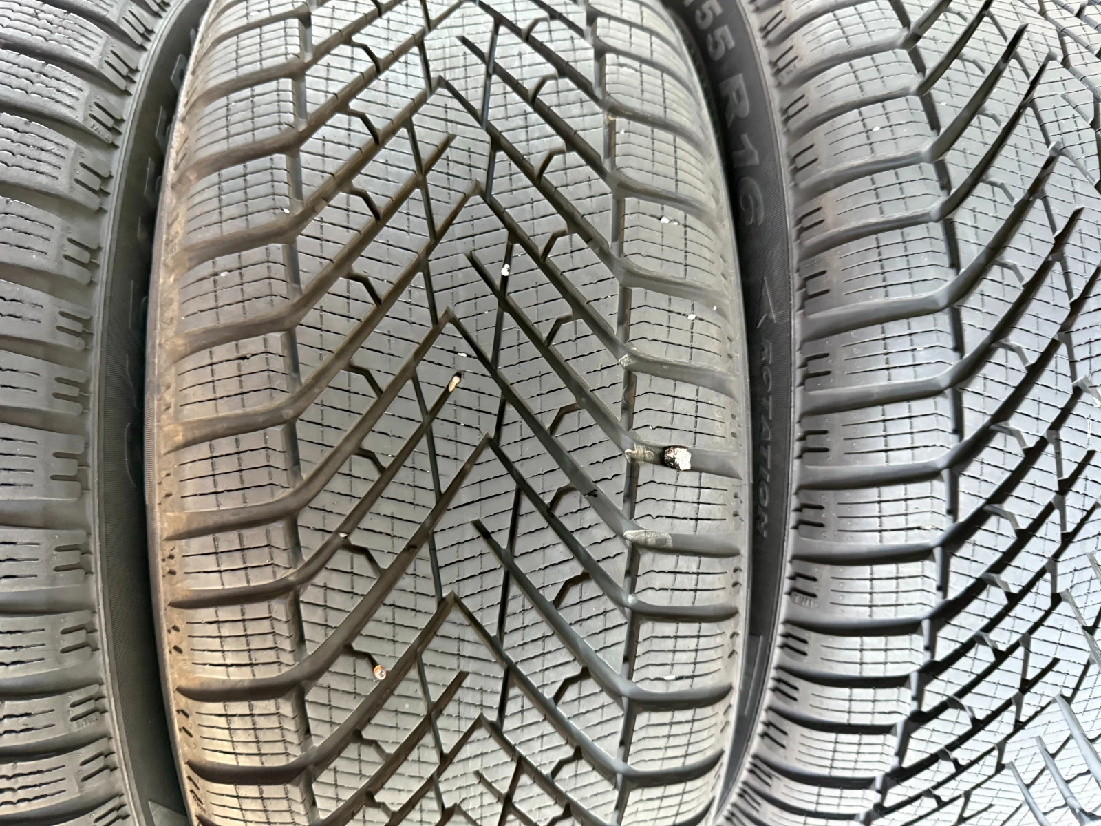 Гуми Зимни 215/55R16, снимка 6 - Гуми и джанти - 55687231