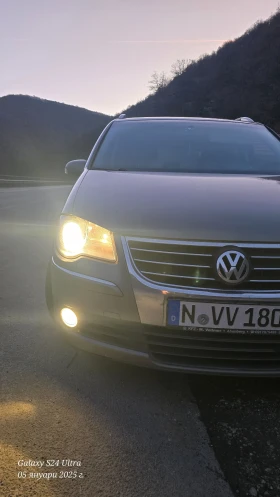 VW Touran 2.0 Tdi | Mobile.bg    2