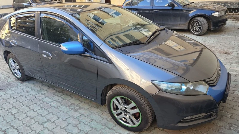 Honda Insight, снимка 2 - Автомобили и джипове - 47562642