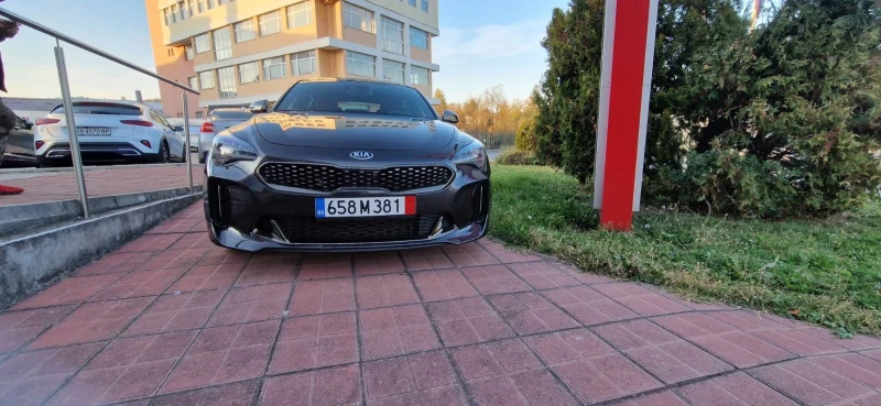 Kia Stinger GT, снимка 1 - Автомобили и джипове - 47827092