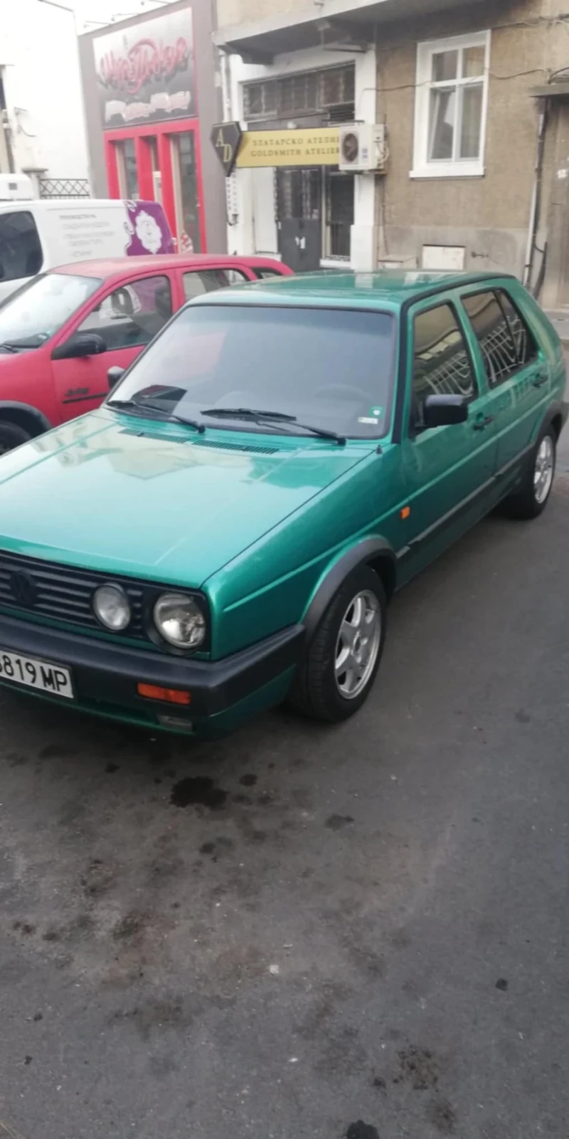 VW Golf 1.6, снимка 1 - Автомобили и джипове - 48080597