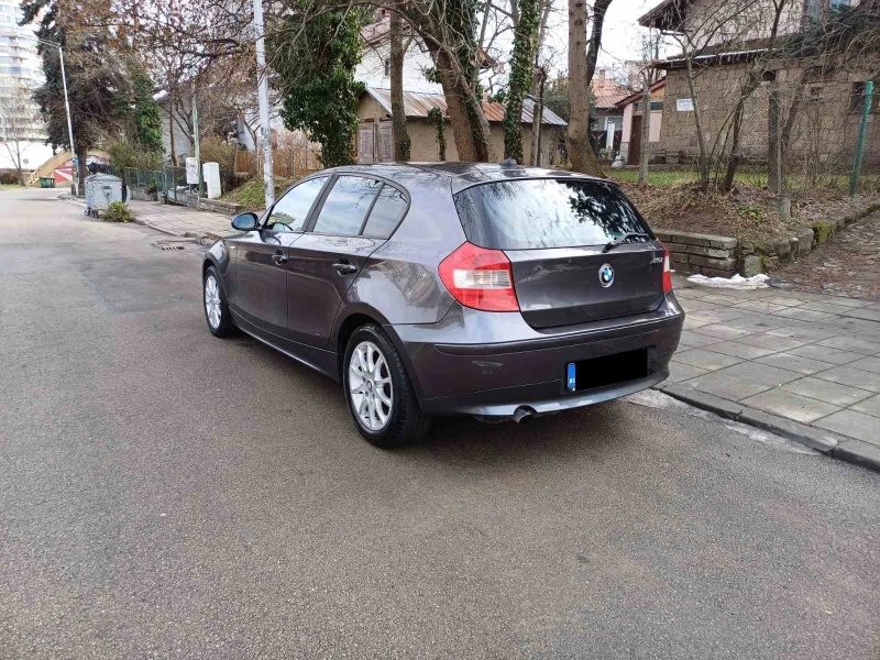 BMW 116 i, снимка 6 - Автомобили и джипове - 48983749