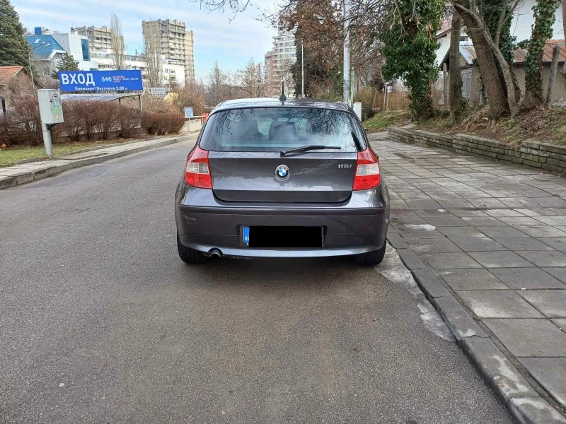 BMW 116 i, снимка 8 - Автомобили и джипове - 48983749