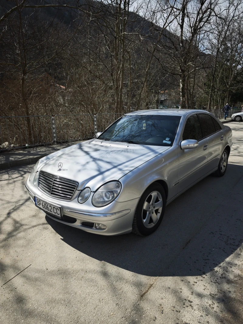 Mercedes-Benz E 270 2.7CDI АВТОМАТ, снимка 16 - Автомобили и джипове - 49462364