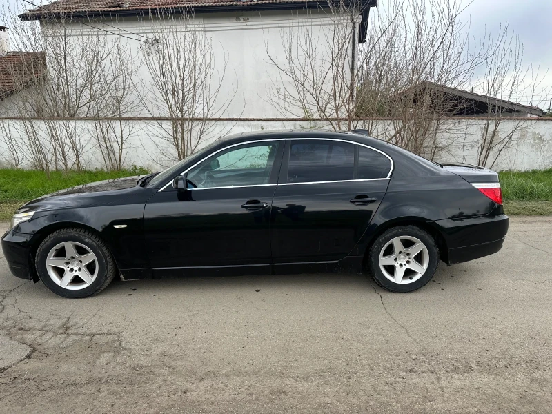 BMW 523 2.5i Facelift, снимка 2 - Автомобили и джипове - 52509994
