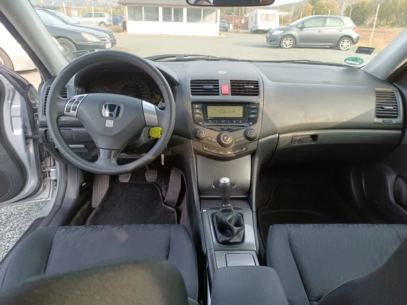 Honda Accord 2.0 155 бензин, снимка 10 - Автомобили и джипове - 52148735